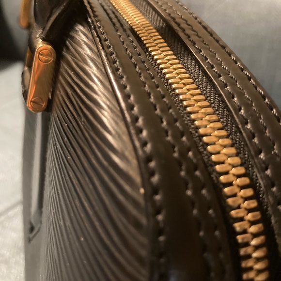 Vintage Authentic Louis Vuitton Jasmin Bag - Picture 11 of 15